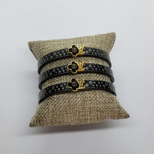 Bangles 001 | Elegant Stanley Steel Bracelet for Any Occasion