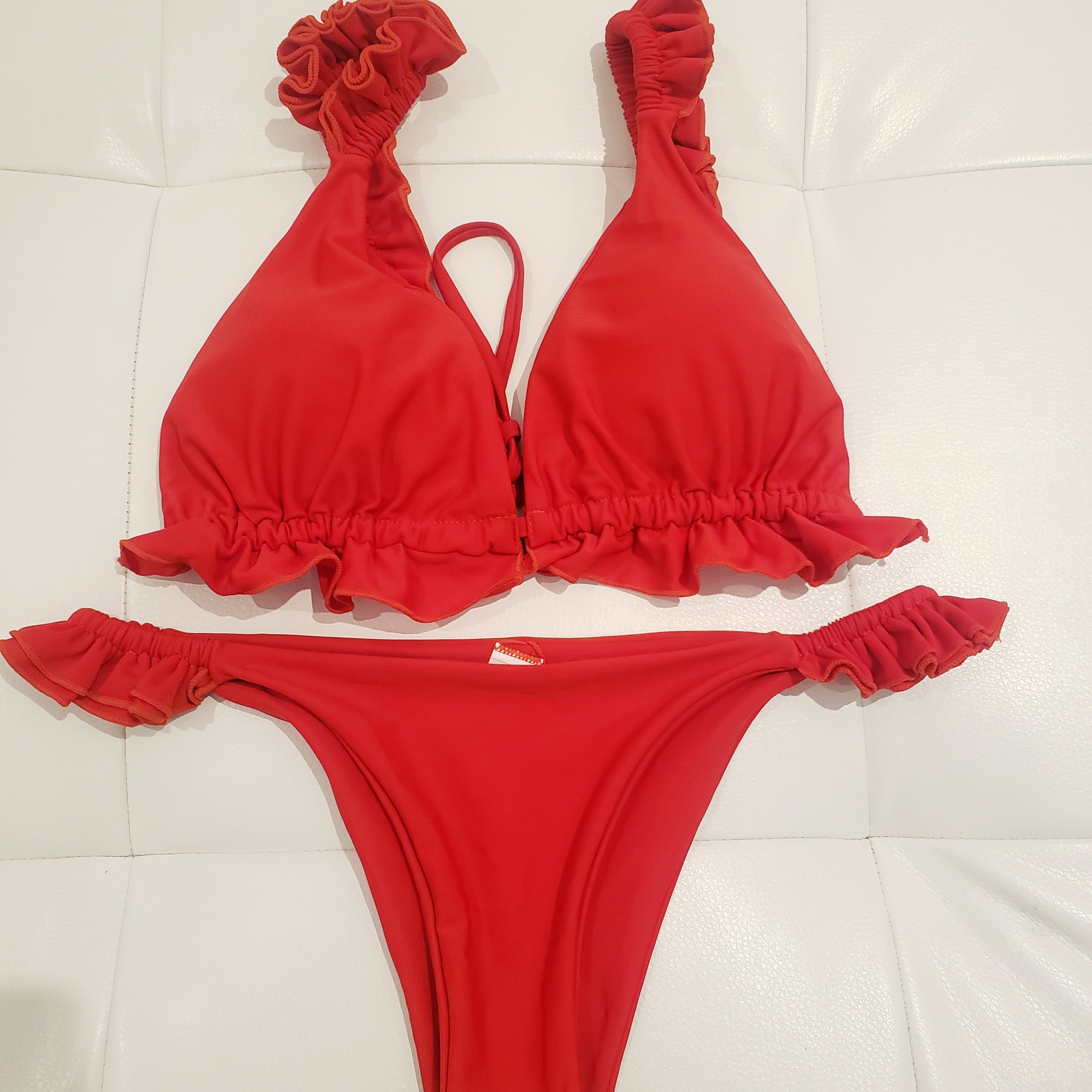 Chic Triangle Swimsuit with Ruffle | Women’s Fashion Must-Have4