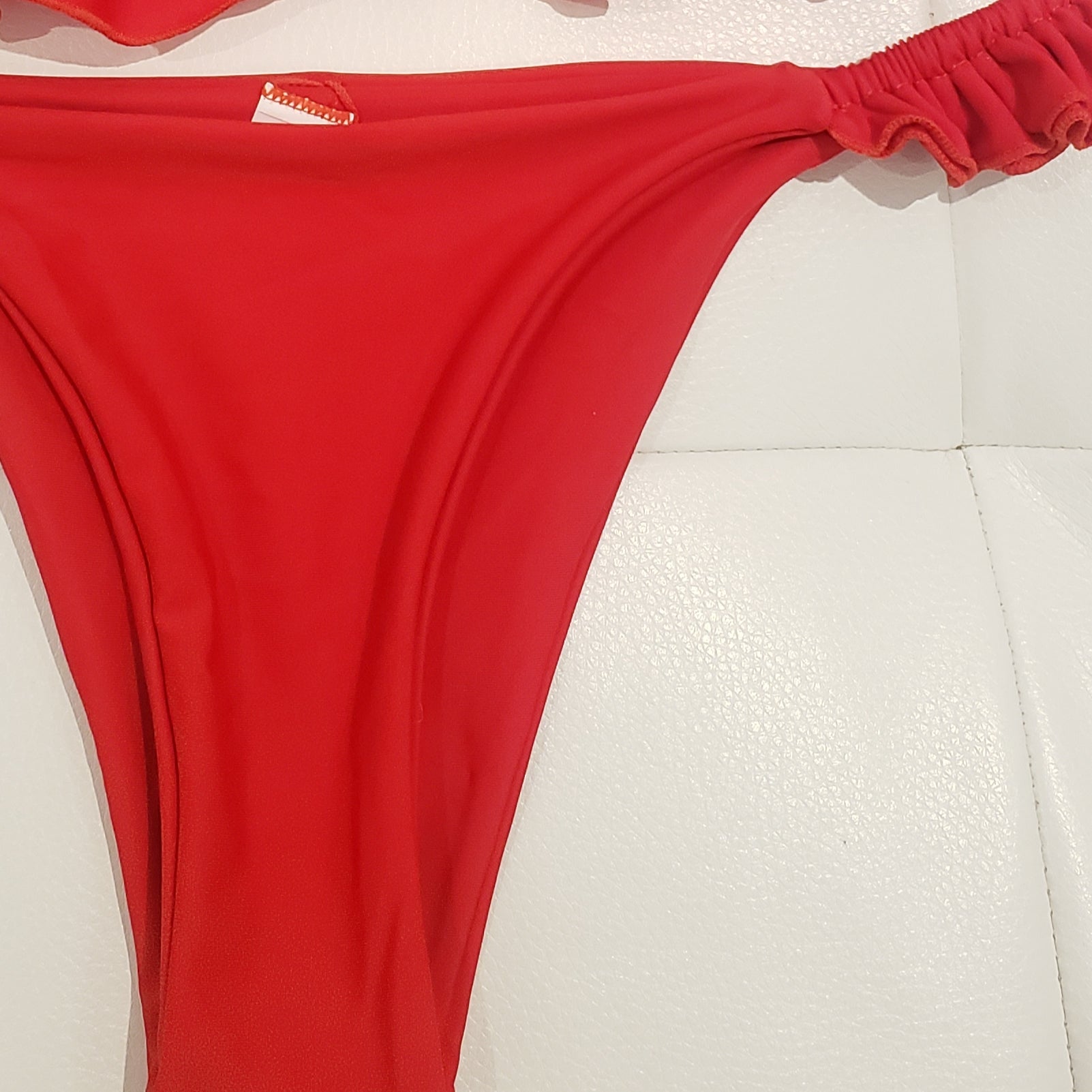 Chic Triangle Swimsuit with Ruffle | Women’s Fashion Must-Have3