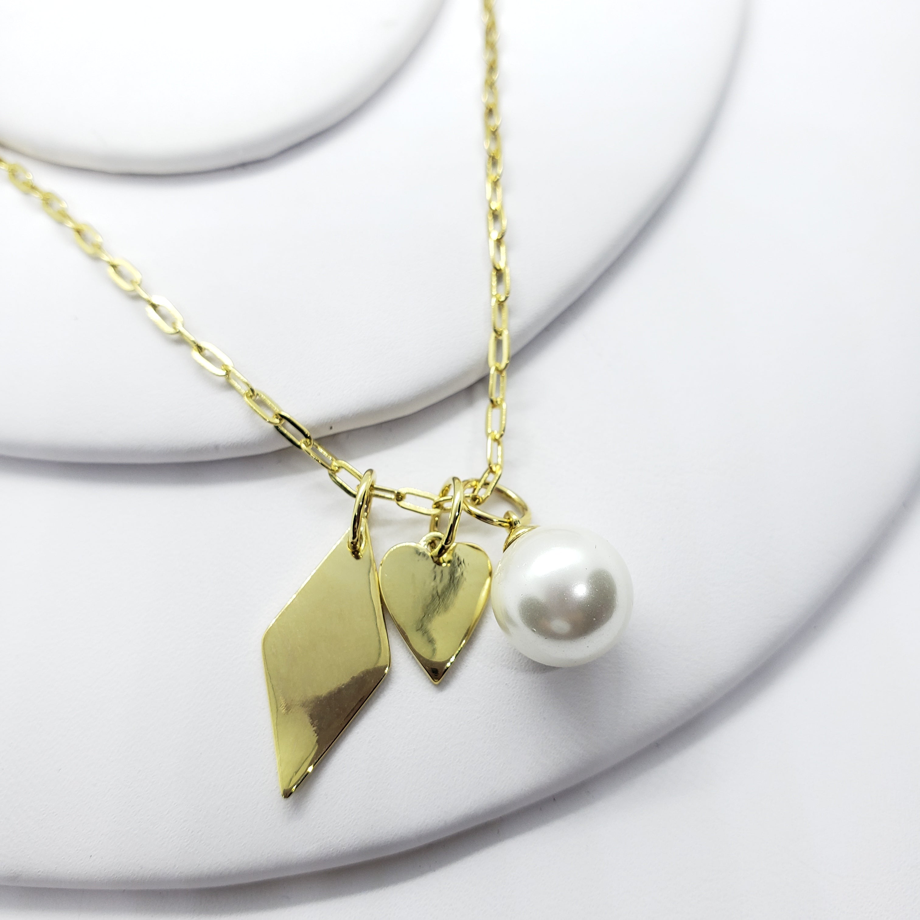 Necklace 005 |  Ideal for Swimwear Glamour4